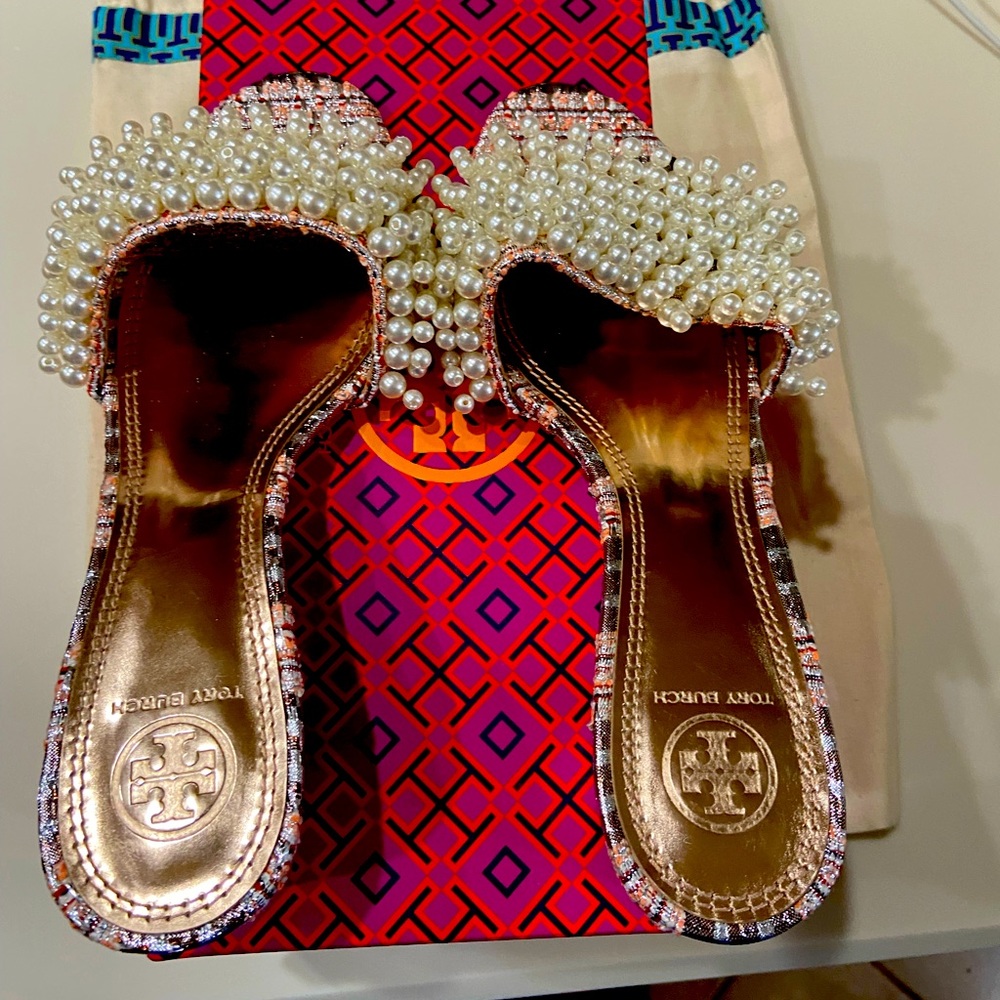 Tory Burch pearl mules/slide. Size 8